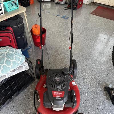 Sale Photo Thumbnail #102