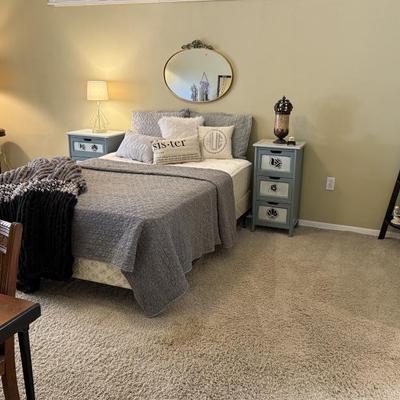 Sale Photo Thumbnail #160