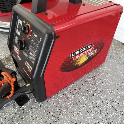 Sale Photo Thumbnail #111