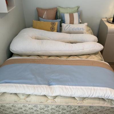 Sale Photo Thumbnail #32