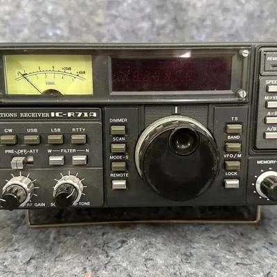 ICOM IC-R71A | HF Communications Receiver | Ham Radio Shortwave
