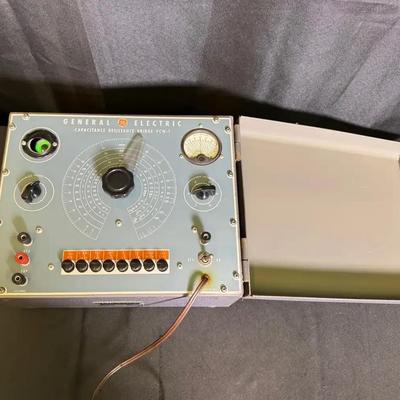 General Electric YCW-1 | Capacitance-Resistance Bridge | Test Equipment