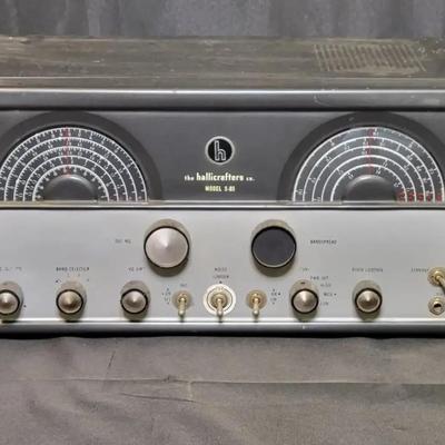 Hallicrafters S-85 Communications Receiver | Vintage Shortwave / AM Radio