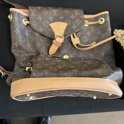 Sale Photo Thumbnail #140