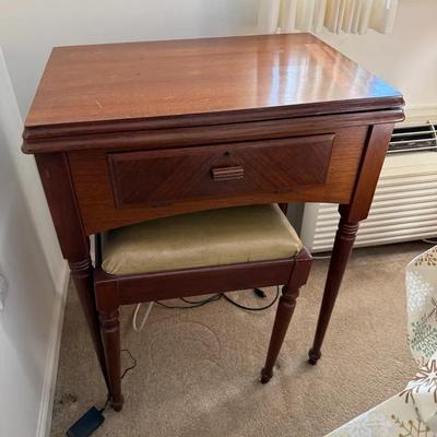 Antique Singer, Sewing Machine