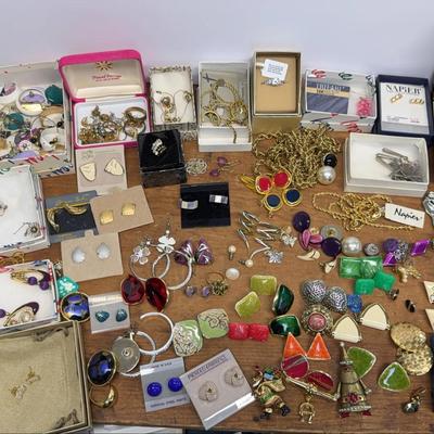 Vintage Costume Jewelry 2 - Shippable