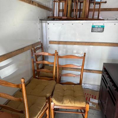 Pennsylvania House Table And Six Chairs