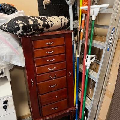 Sale Photo Thumbnail #37