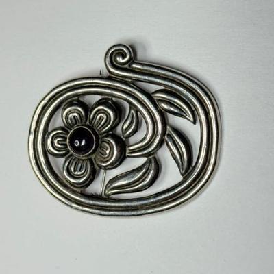 Vintage sterling silver abstract flower brooch with amethyst cabochon, 17.1g