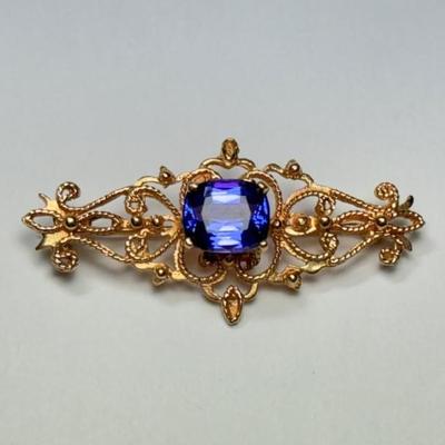 Vintage 14k yellow gold and fine tanzanite Pin, marked not found, tested 14k, 5g