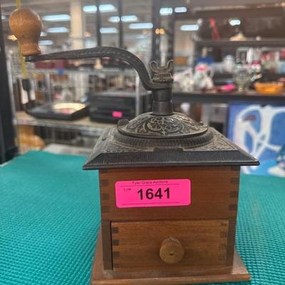 Sale Photo Thumbnail #282