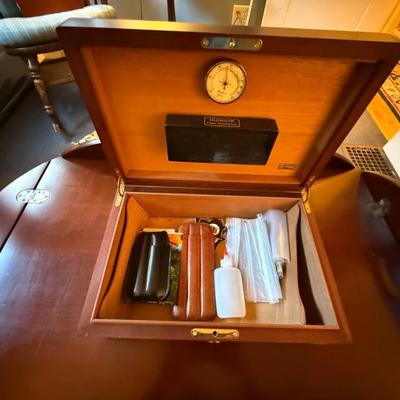 Sale Photo Thumbnail #37