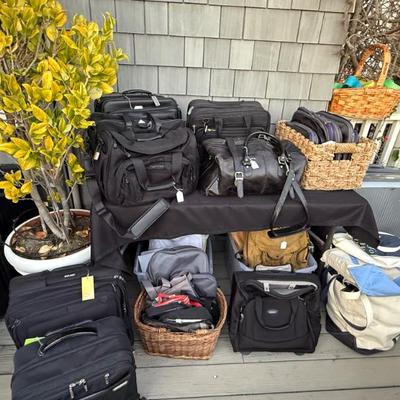 Sale Photo Thumbnail #150