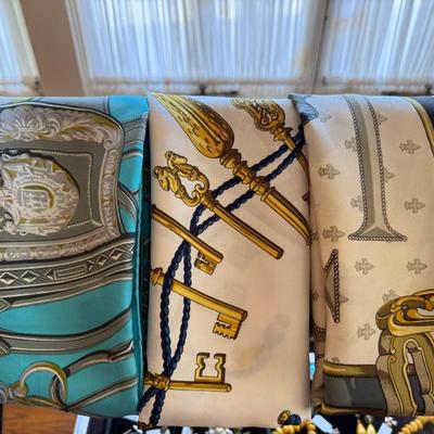 Sale Photo Thumbnail #94