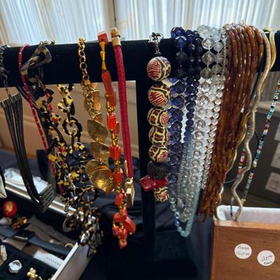 Sale Photo Thumbnail #103