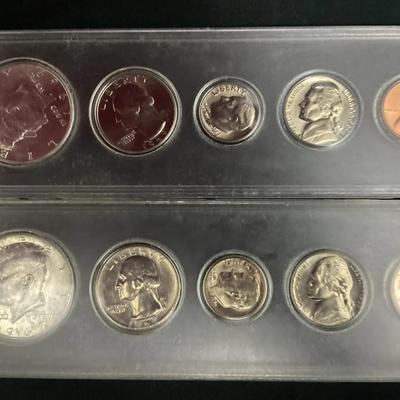 1967 & 1969 Uncirculated Mint Sets With Silver Kennedy Halves