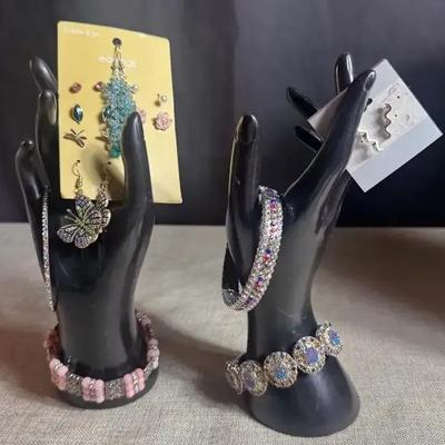 Earrings And Bracelet Bundle 