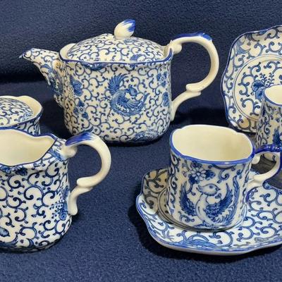 Takahashi Phoenix Blue & White Vintage Tea Set, 7 Pcs