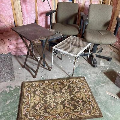 Household Essentials - Beautiful Rug 2x3, TV Tray, Side Tables (2), Office Chairs (2), Lamp