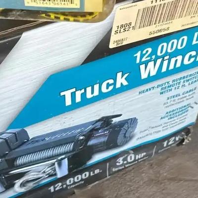 Traveller 12,000 LB Truck Winch & Zipnet Adjustable Cargo Net - NEW in Package