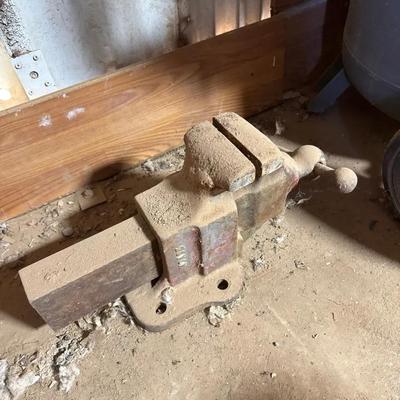 Cast Iron Heavy Duty Bench Vise Clamp