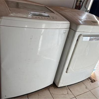 LG White Electric Washer & Dryer Set