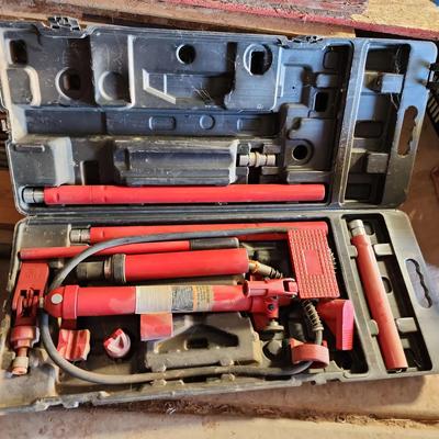 Pittsburgh 20,000 Lb Capacity Super Heavy Duty Hydraulic Equipment Kit. In Black Storage Case