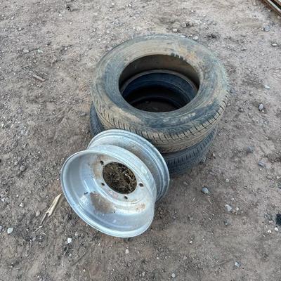 2 Tires and 1 Rim