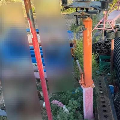 3 Underhoist Auto Vehicle Post Jacks - Red 