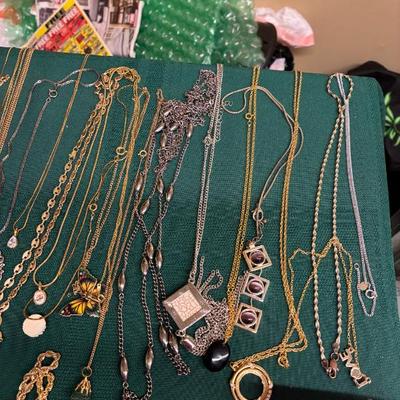 Sale Photo Thumbnail #32