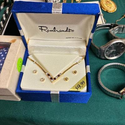 Sale Photo Thumbnail #27