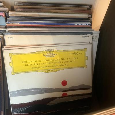 Sale Photo Thumbnail #33