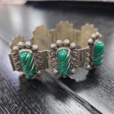 Sale Photo Thumbnail #31