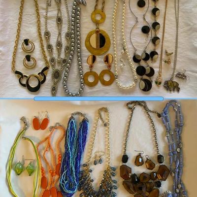 Jewelry Sets: Necklaces, Earrings, Bracelets