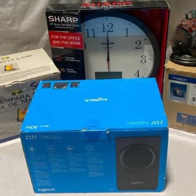 New in Original Boxes incl Bluetooth Speakers 