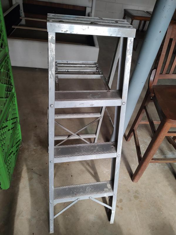 Sale Photo Thumbnail #275