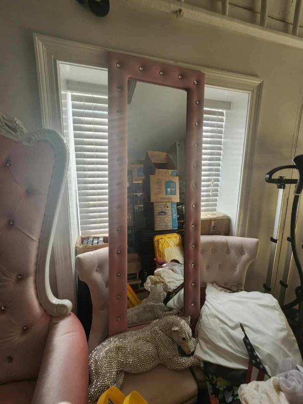 Sale Photo Thumbnail #2