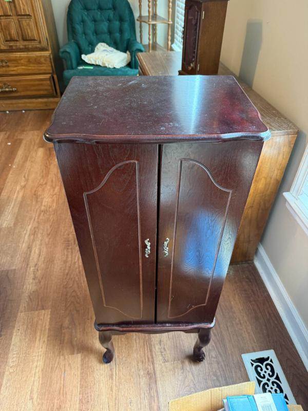 Sale Photo Thumbnail #111