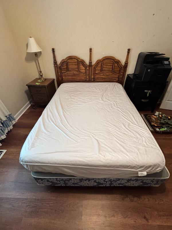 Sale Photo Thumbnail #125