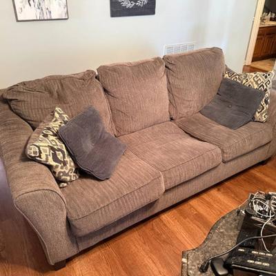 Sale Photo Thumbnail #84