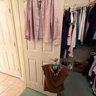 Sale Photo Thumbnail #200