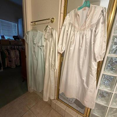 Sale Photo Thumbnail #202