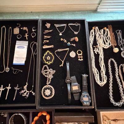 Sale Photo Thumbnail #175