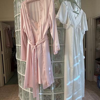 Sale Photo Thumbnail #187