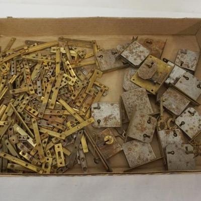 Sale Photo Thumbnail #191: 1191	LARGE SELECTION OF VINTAGE HARDWARE GREAT FOR PROJECTS & RESTORATION
