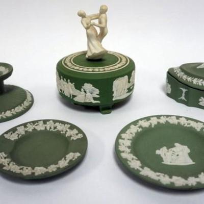 Sale Photo Thumbnail #66: 1066	GROUP OF ASSORTED GREEN & WHITE NEO CLASSICAL WEDGWOOD JASPERWARE, LARGEST PIECE APPROXIMATELY 5 1/2 IN H
