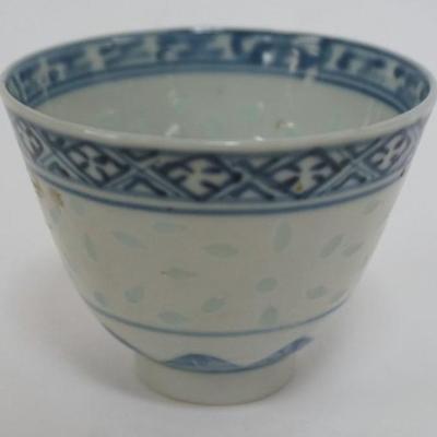 Sale Photo Thumbnail #76: 1076	CHINESE BLUE & WHITE RICE EYE CUP, APPROXIMATELY 3 IN X 2 1/2 IN H

