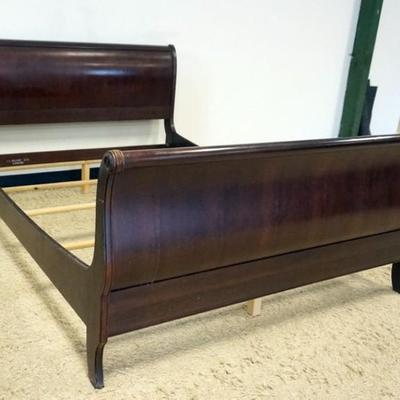 Sale Photo Thumbnail #209: 1209	ETHAN ALLEN QUEEN SIZE MAHOGANY SLEIGH BED, APPROXIMATELY 65 IN X 89 IN X 42 IN H
