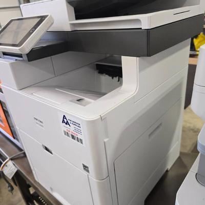 Sale Photo Thumbnail #610