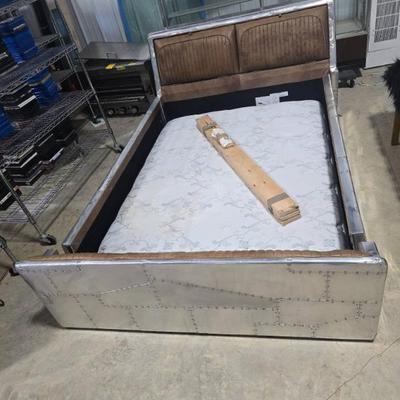 Sale Photo Thumbnail #522